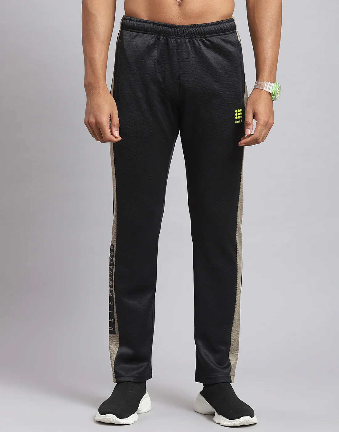 Rock.it Men Black Solid Stand Collar Full Sleeve Tracksuit - Image 8