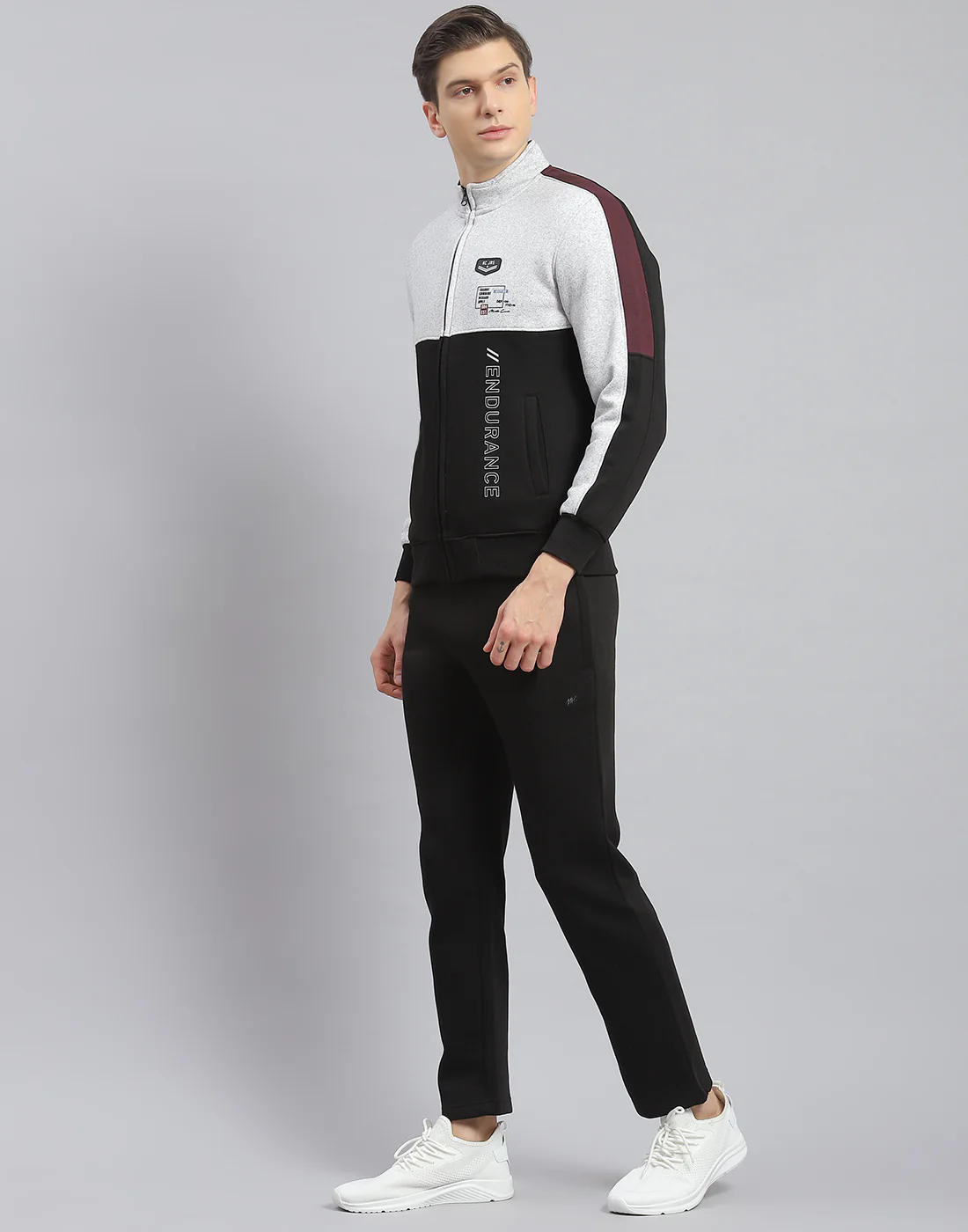 Men Black Solid Stand Collar Full Sleeve Tracksuit - Image 3