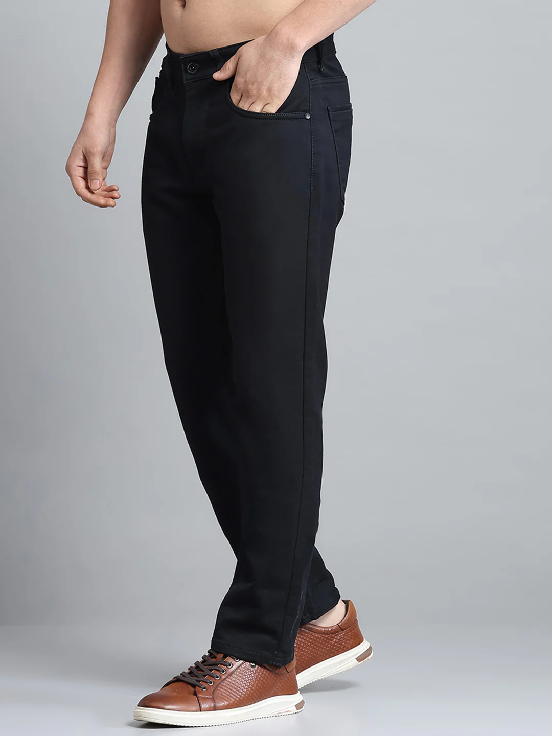 Men Black Solid Straight Fit Denim - Image 3