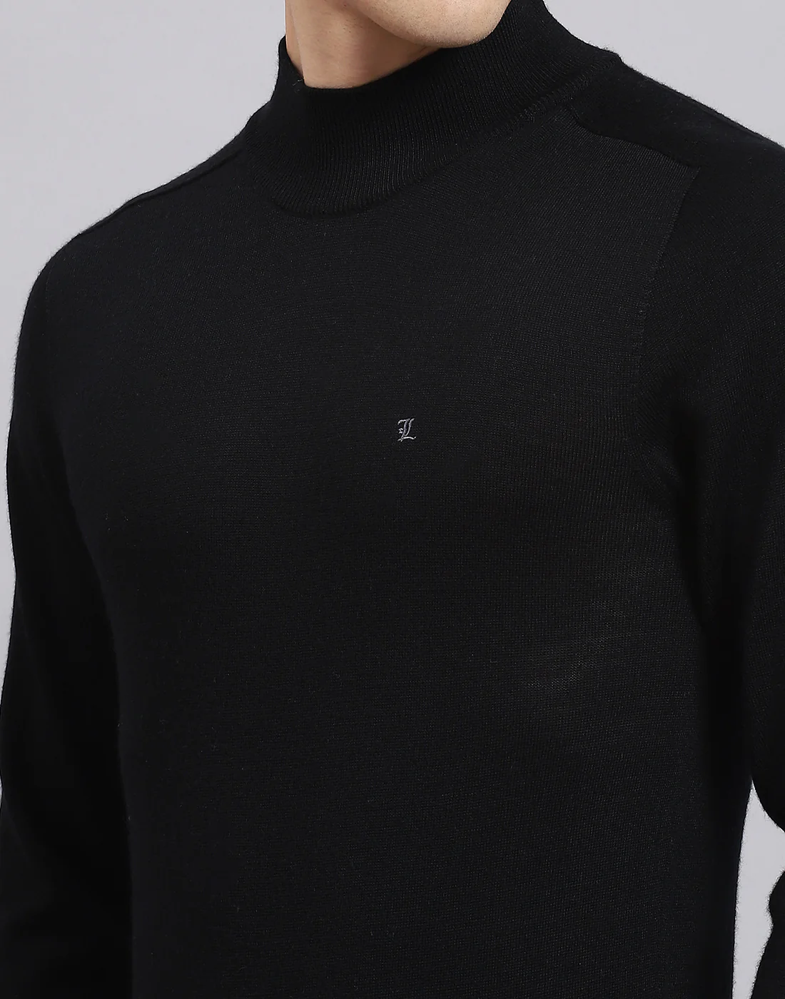 Men Black Solid T Neck Full Sleeve Sweater - Image 7
