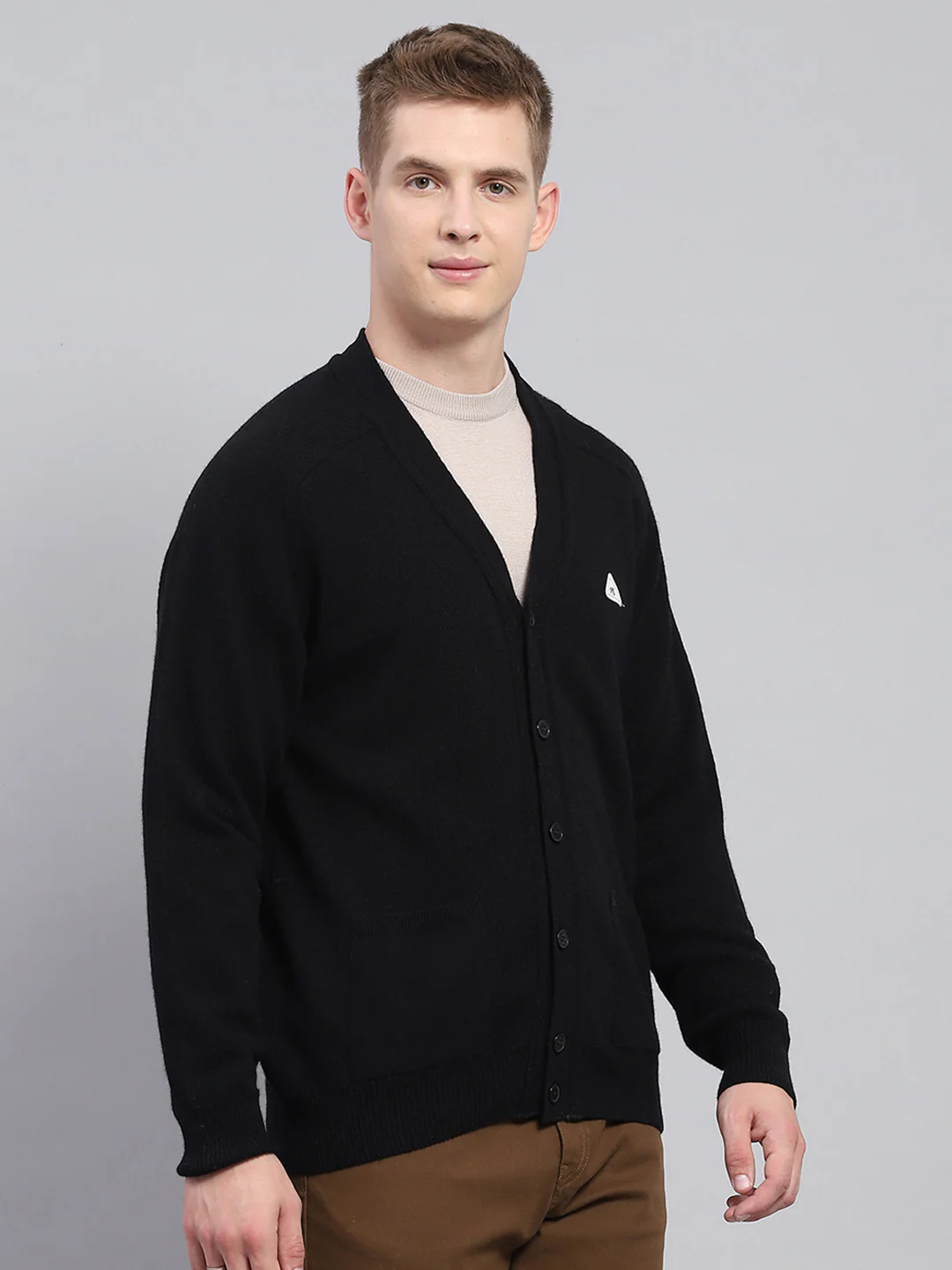 Men Black Solid V Neck Full Sleeve Cardigan - Image 4