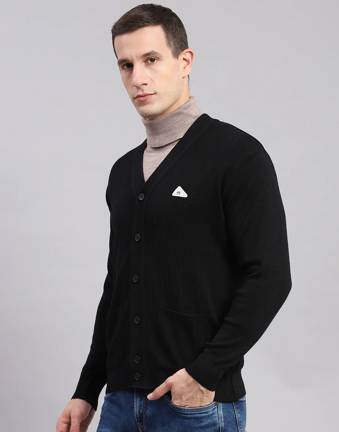 Men Black Solid V Neck Full Sleeve Cardigan - Image 2