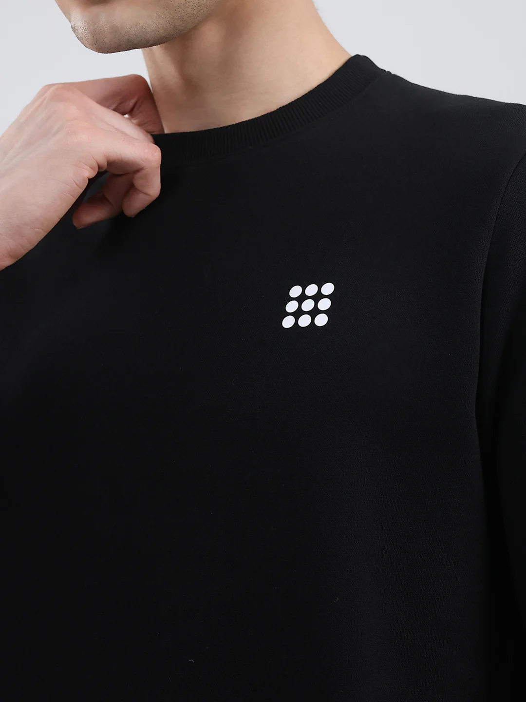 Rock.it Men Black Solid Round Neck Full Sleeve Sweatshirt - Image 7