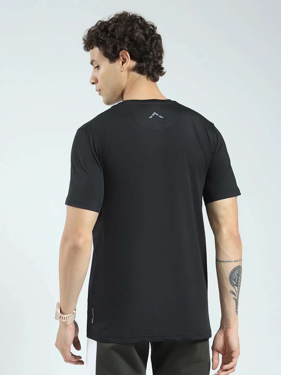 Rock.it Men Black Solid Round Neck Half Sleeve T-Shirt - Image 5