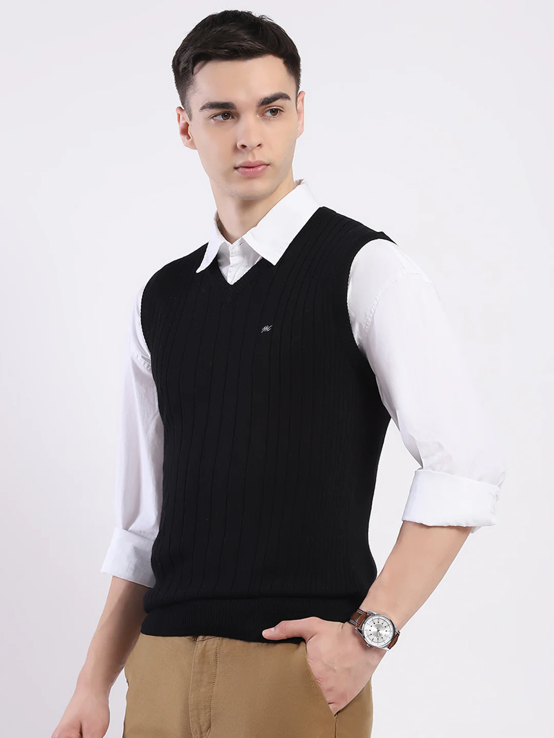 Men Black Solid V Neck Sleeveless Sweater - Image 3