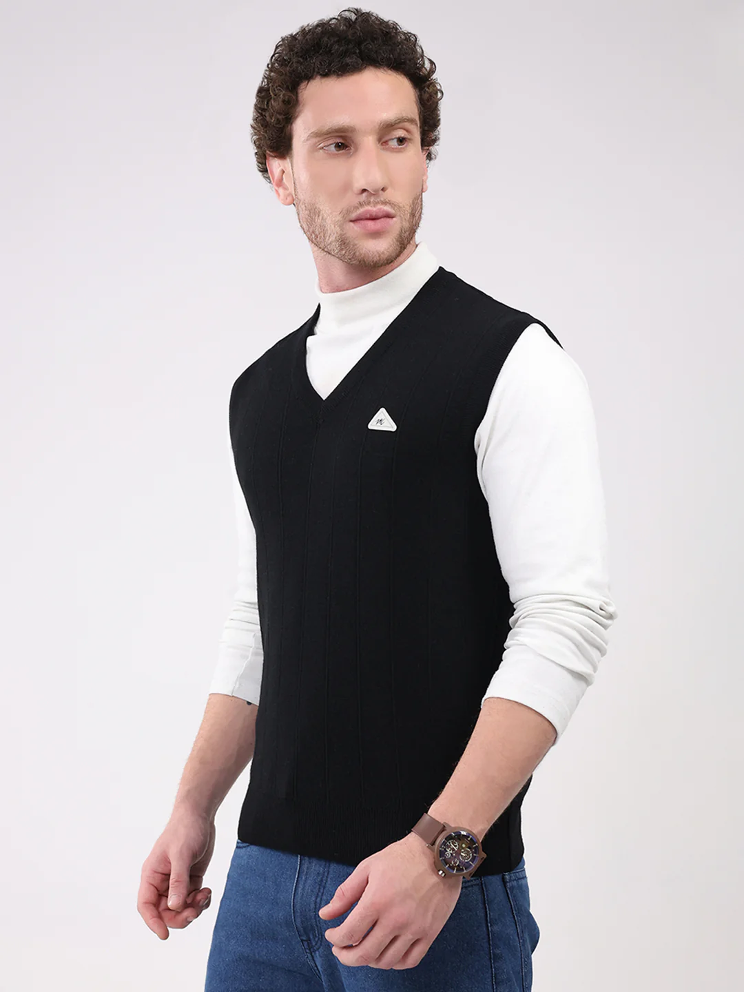 Men Black Solid V Neck Sleeveless Sweater - Image 3