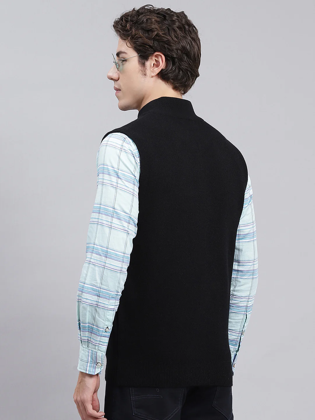Men Black Solid Wool blend Sweater - Image 5