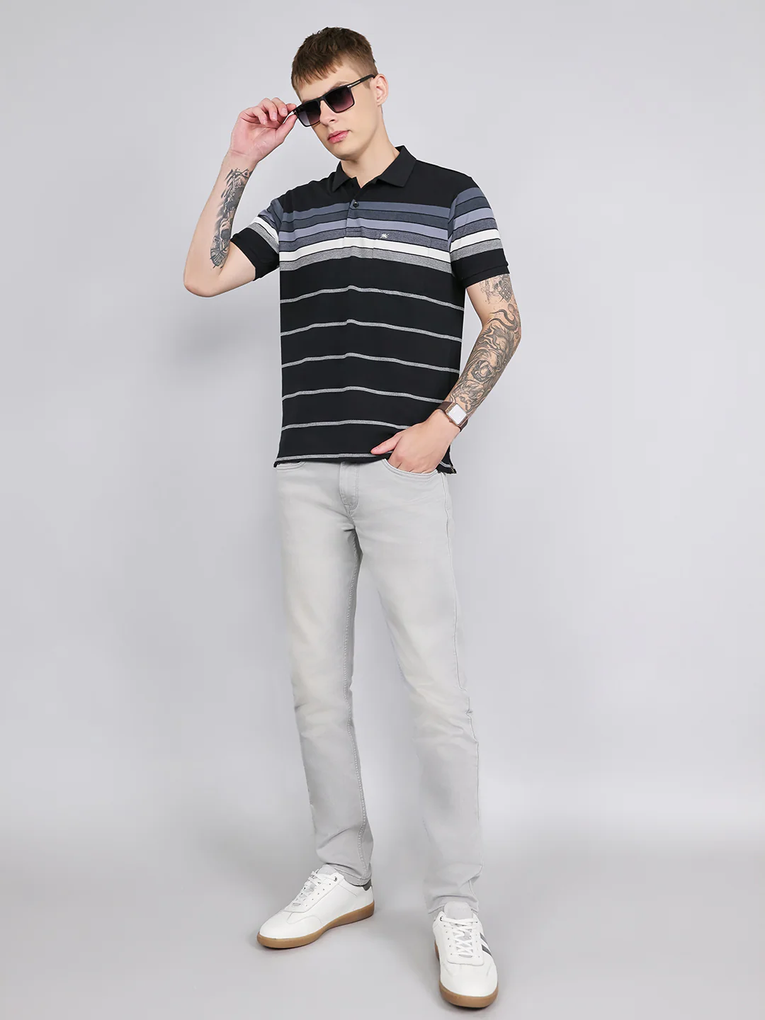 Men Black Stripe Collar Half Sleeve T-Shirt - Image 7