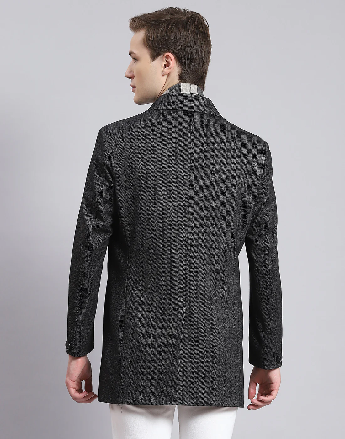 Men Black Stripe Lapel Collar Full Sleeve Coat - Image 5