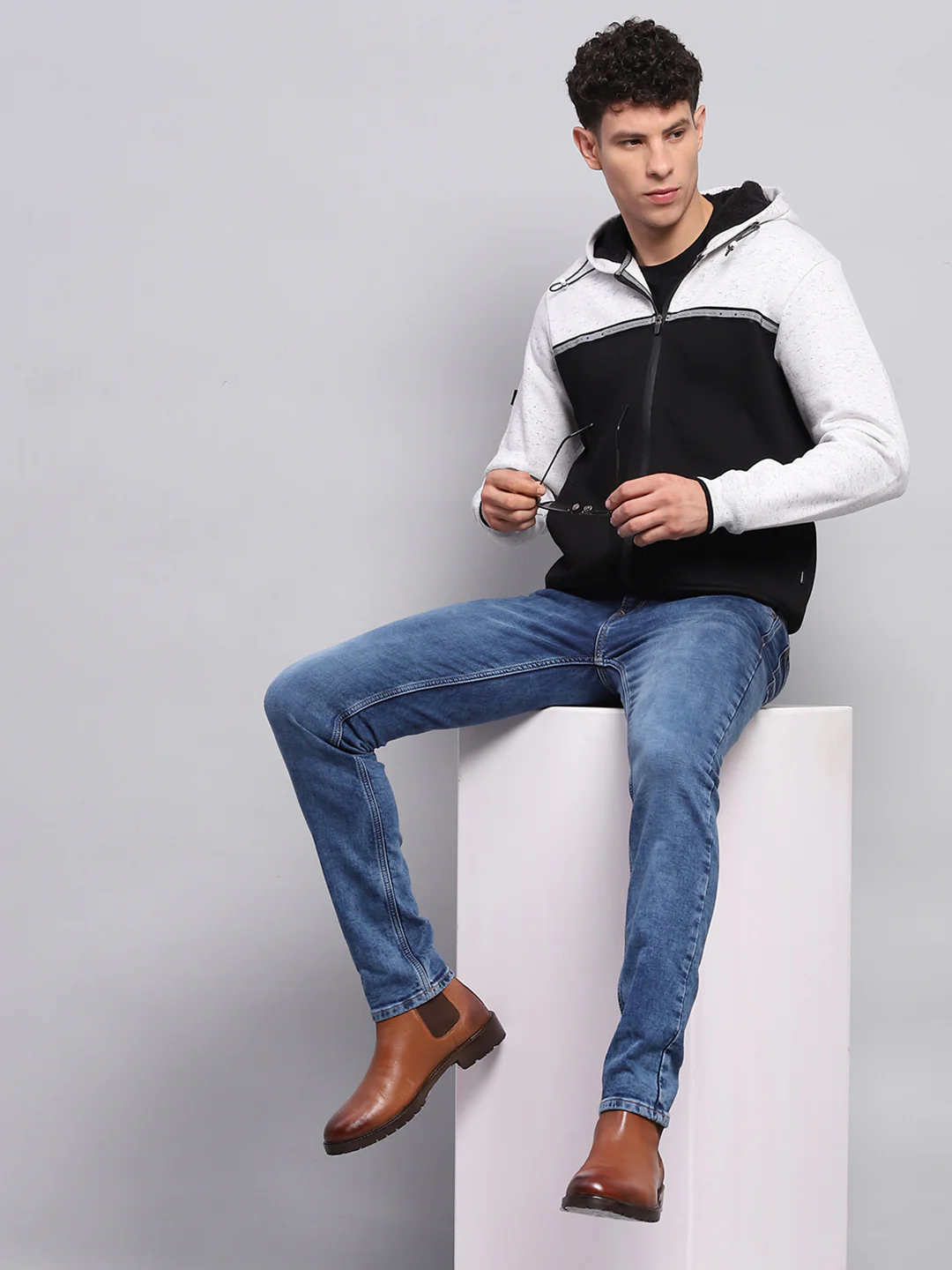 Men Black & White Solid Hooded Full Sleeve Sweatshirt - Image 2