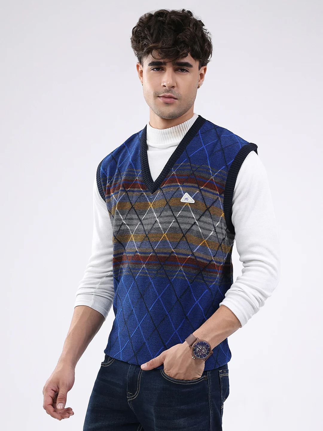 Men Blue Abstract V Neck Sleeveless Sweater - Image 3