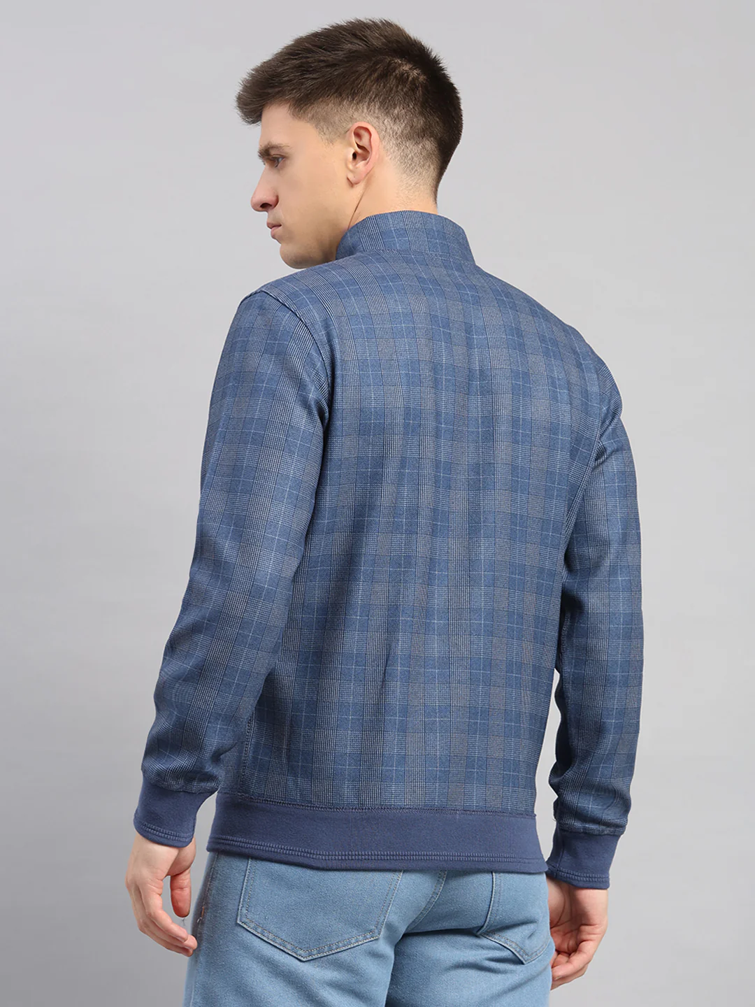 Men Blue Check Collar Full Sleeve Reversible Sweatshirt - Image 5