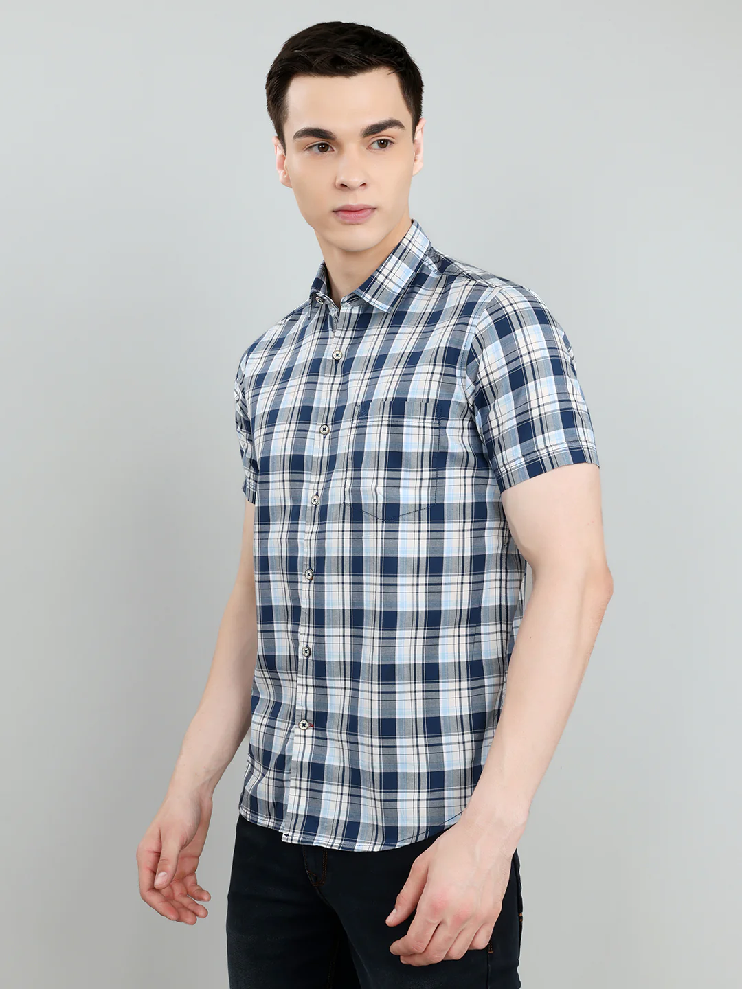 Men Blue Check Collar Half Sleeve Shirt - Image 2