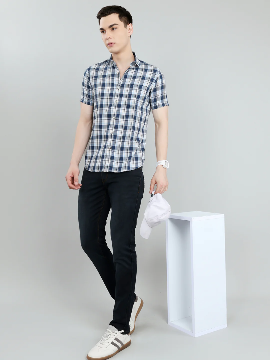 Men Blue Check Collar Half Sleeve Shirt - Image 6