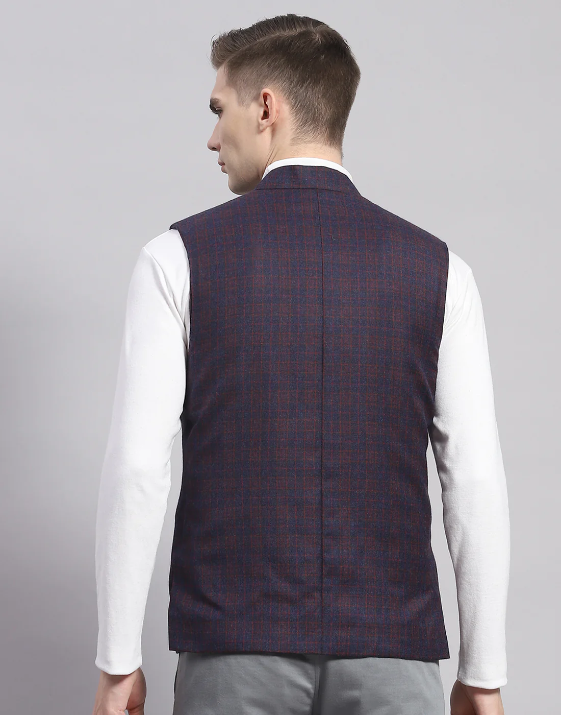 Men Blue Check Mandarin Collar Sleeveless Nehru Jacket - Image 5