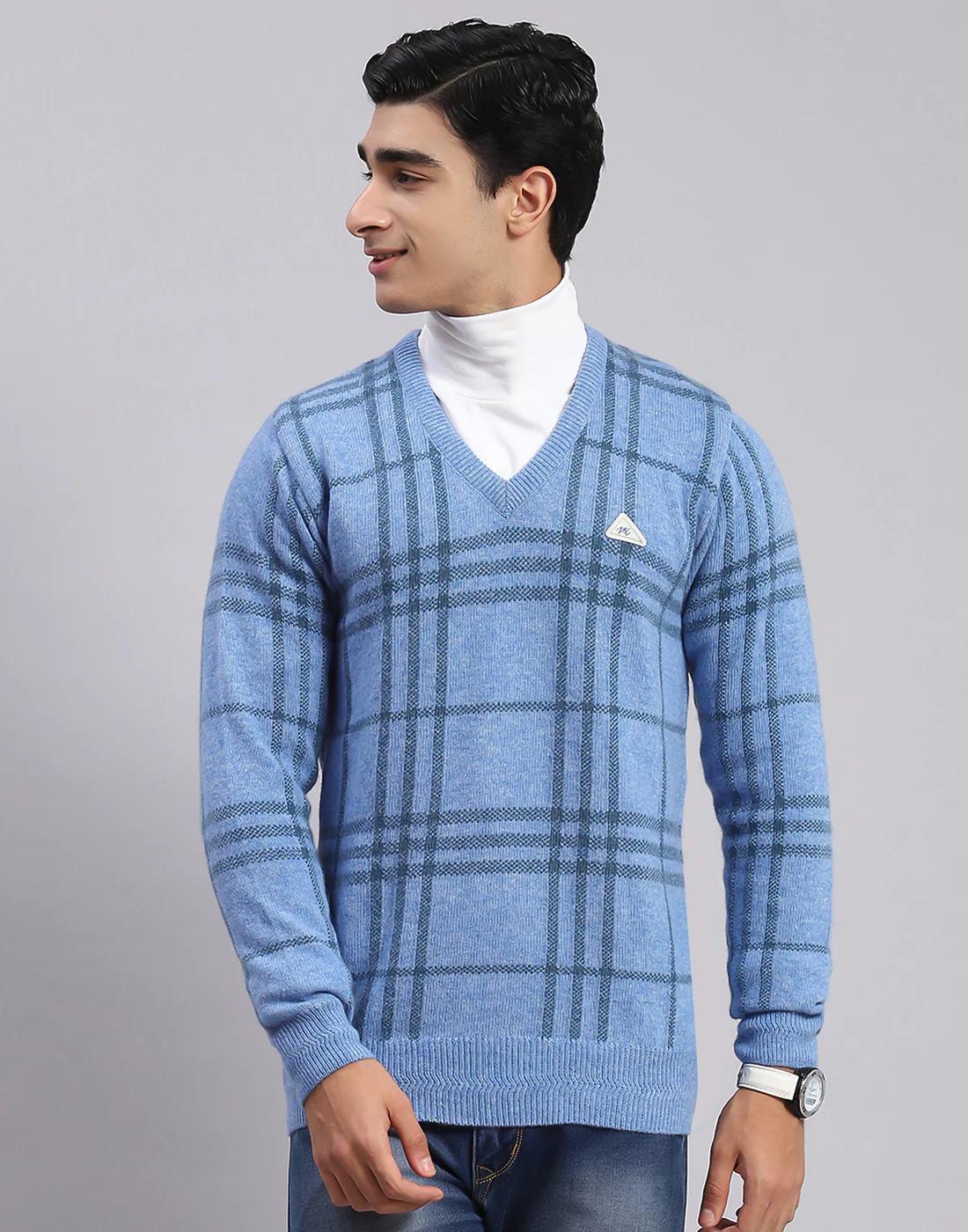 Men Blue Check V Neck Full Sleeve Sweaters/Pullovers - Image 2