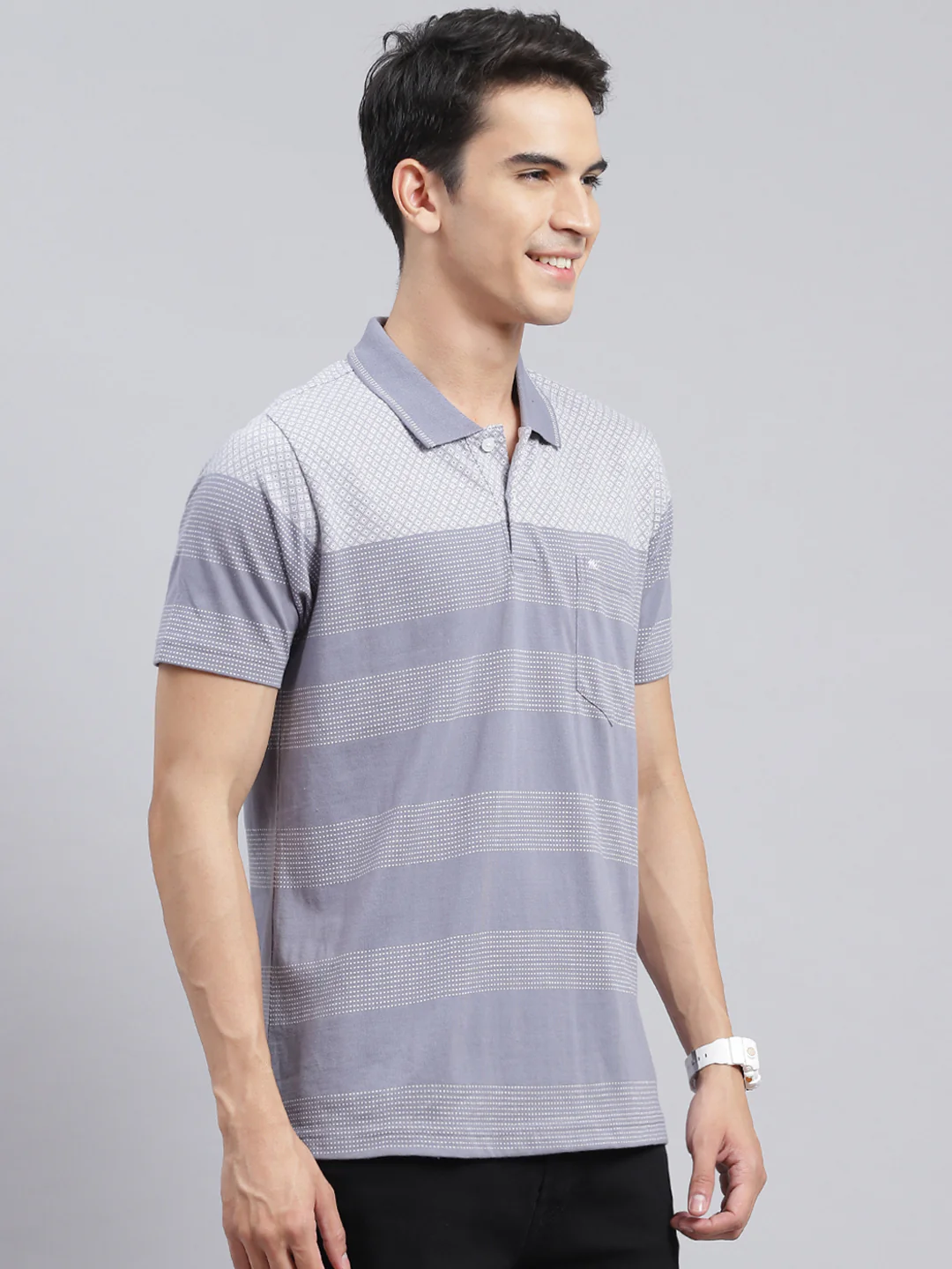 Men Blue Jaquard Cotton Blend T-Shirt - Image 3