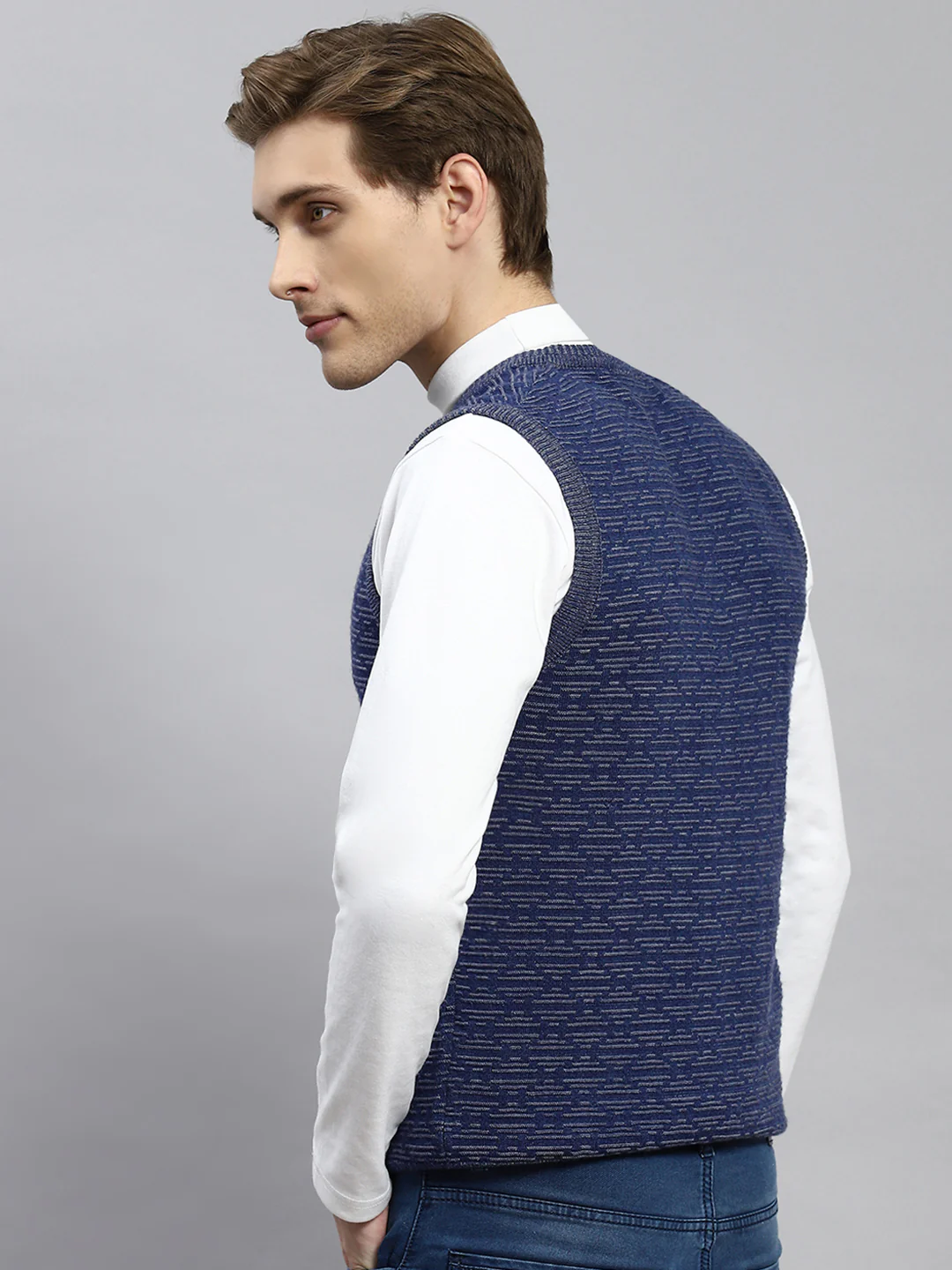 Men Blue Jaquard Sweater - Image 5