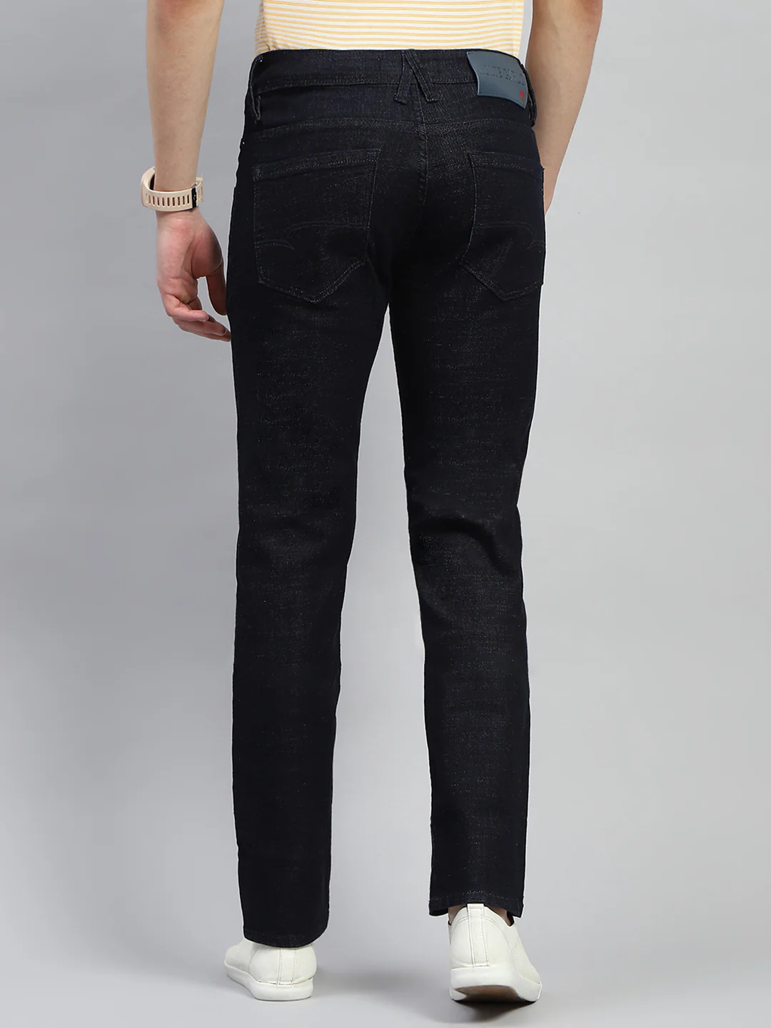 Men Dark Blue Solid Narrow Fit Denim - Image 4