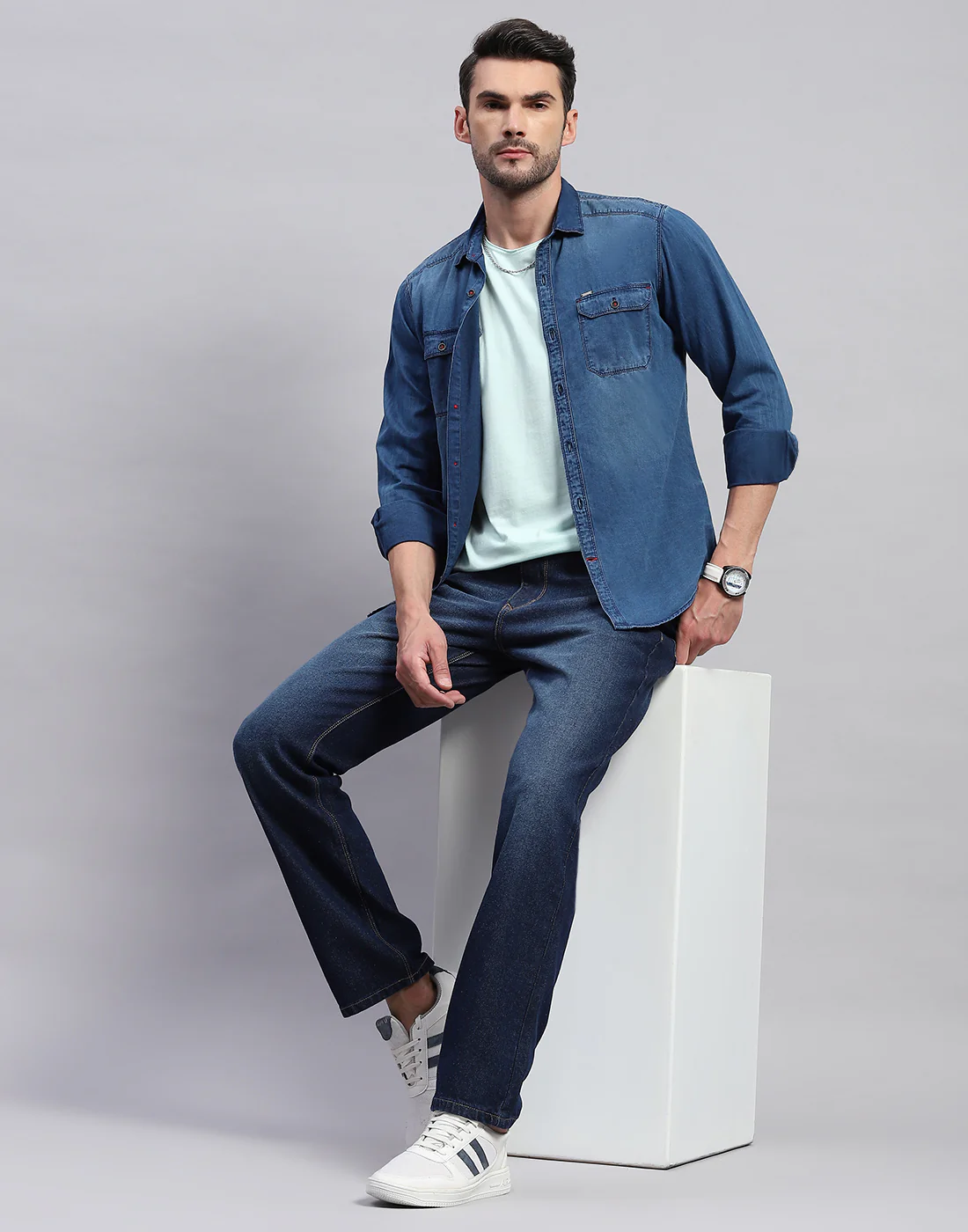 Men Blue Light Wash Regular Fit Denim - Image 2
