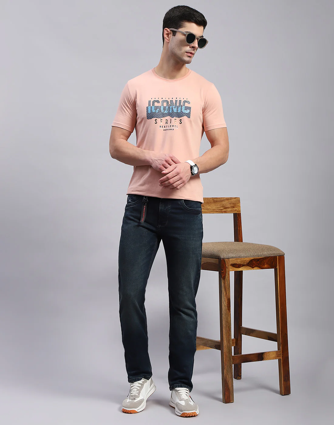 Men Blue Light Wash Regular Fit Denim - Image 2