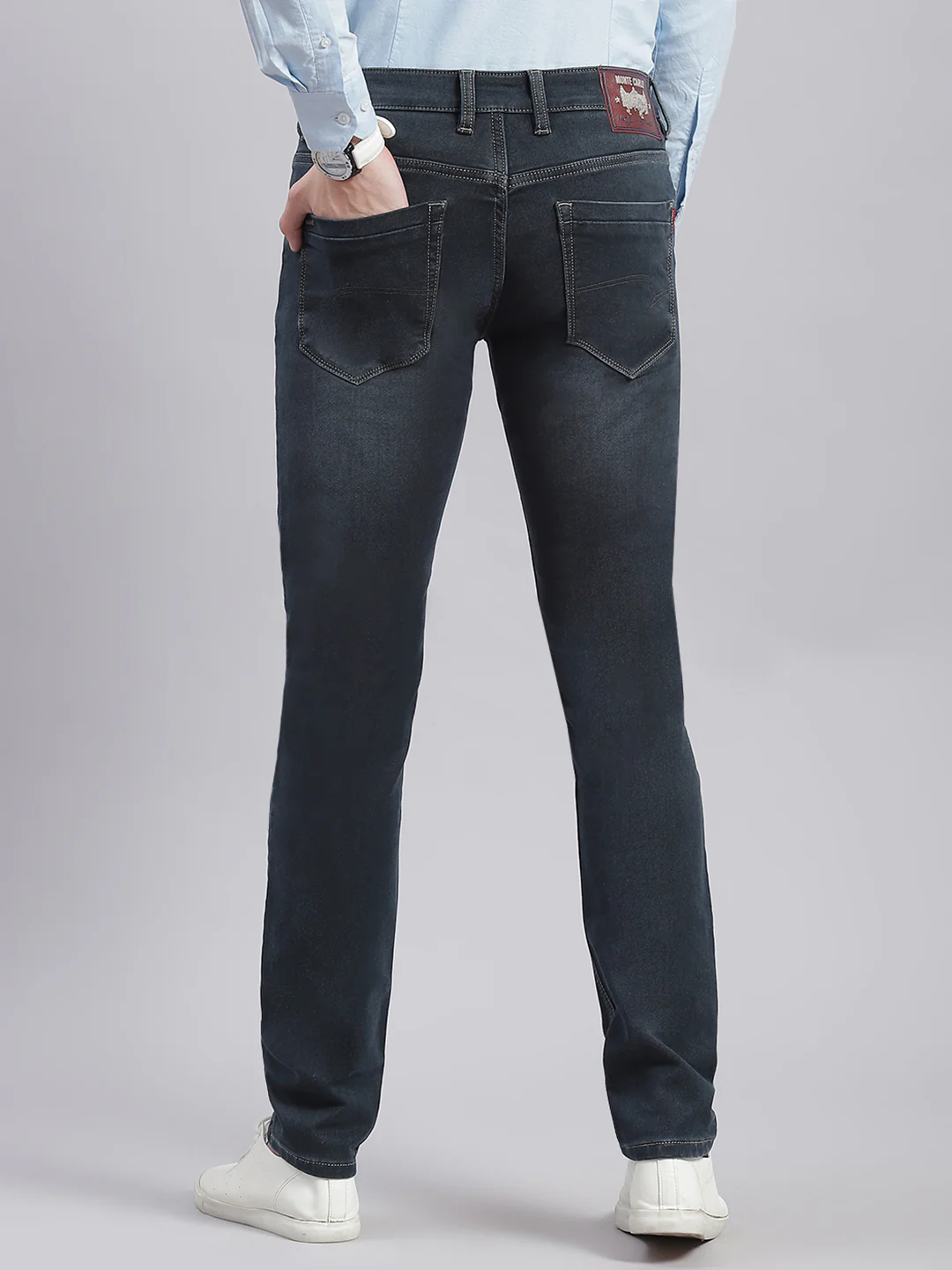 Men Blue Light Wash Regular Fit Denims - Image 5