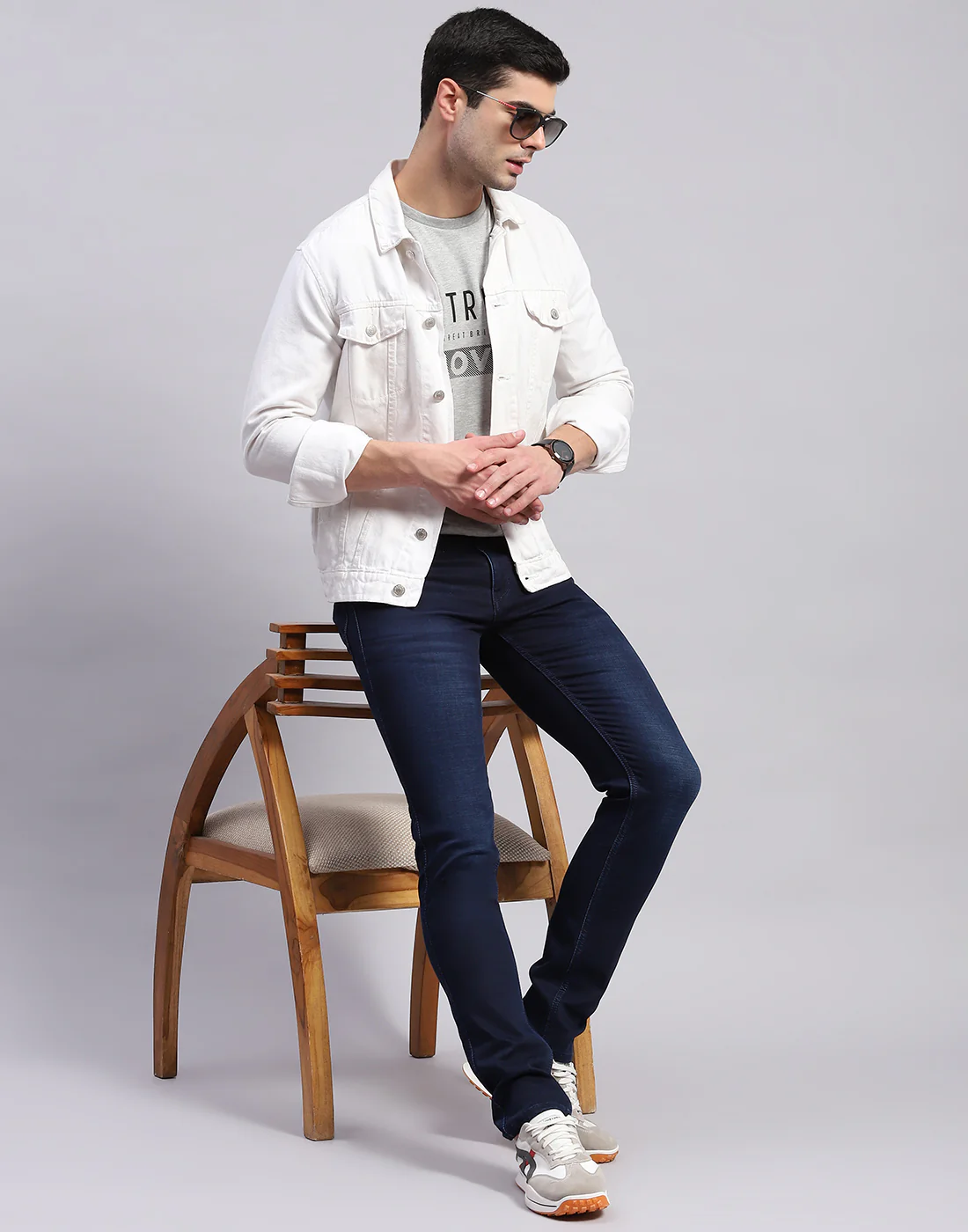 Men Blue Light Wash Skinny Fit Denim - Image 2