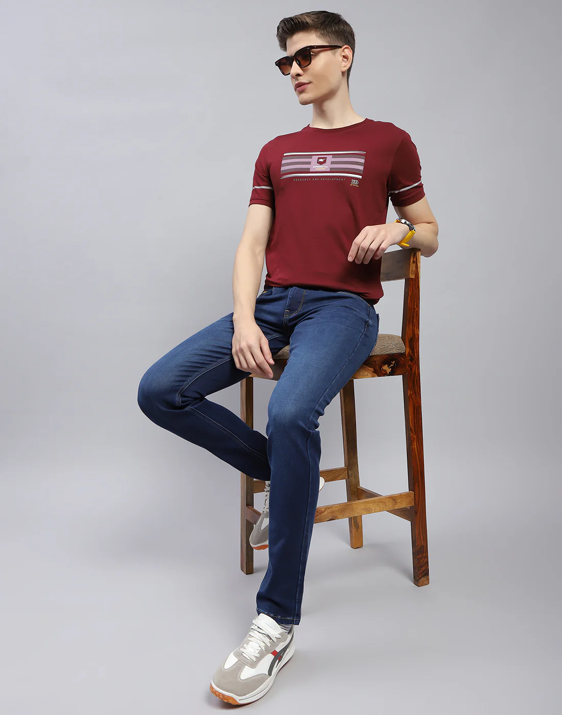 Men Blue Light Wash Skinny Fit Denim - Image 2