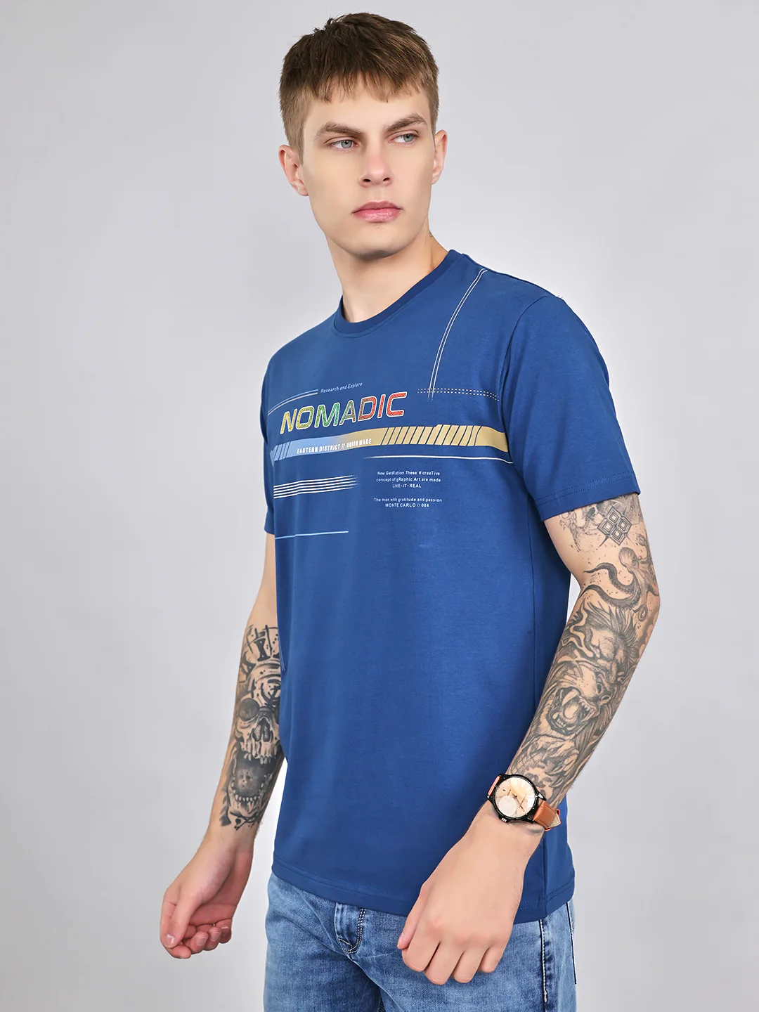 Men Blue Plain Round Neck Half Sleeve T-Shirt - Image 2