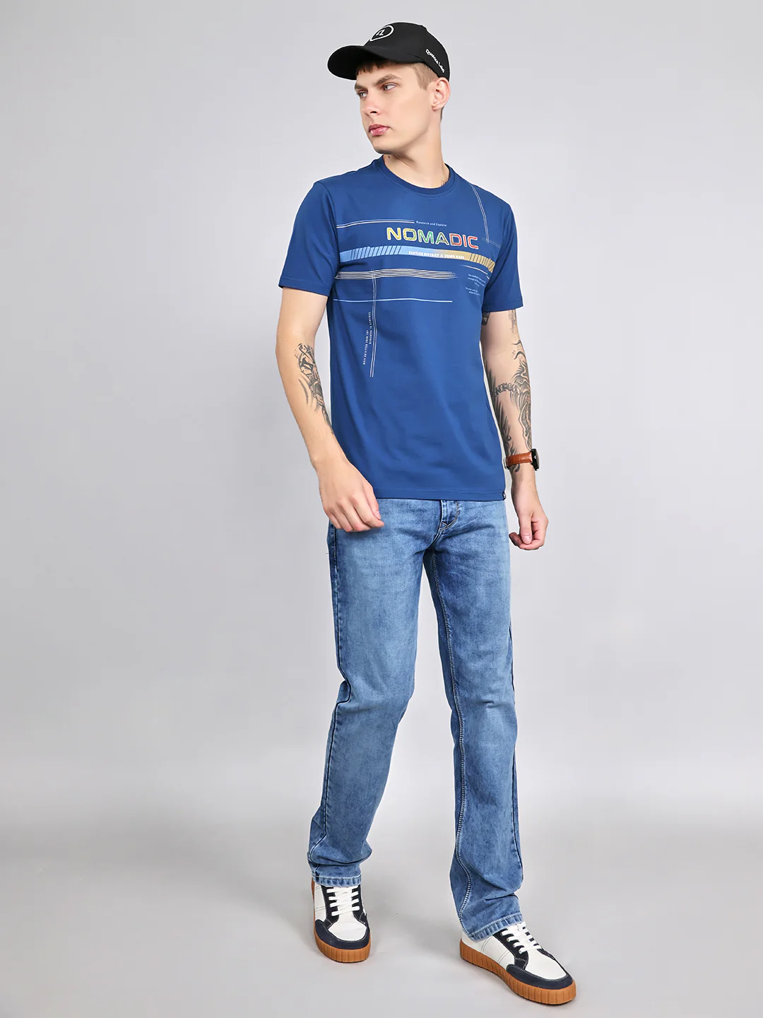 Men Blue Plain Round Neck Half Sleeve T-Shirt - Image 6