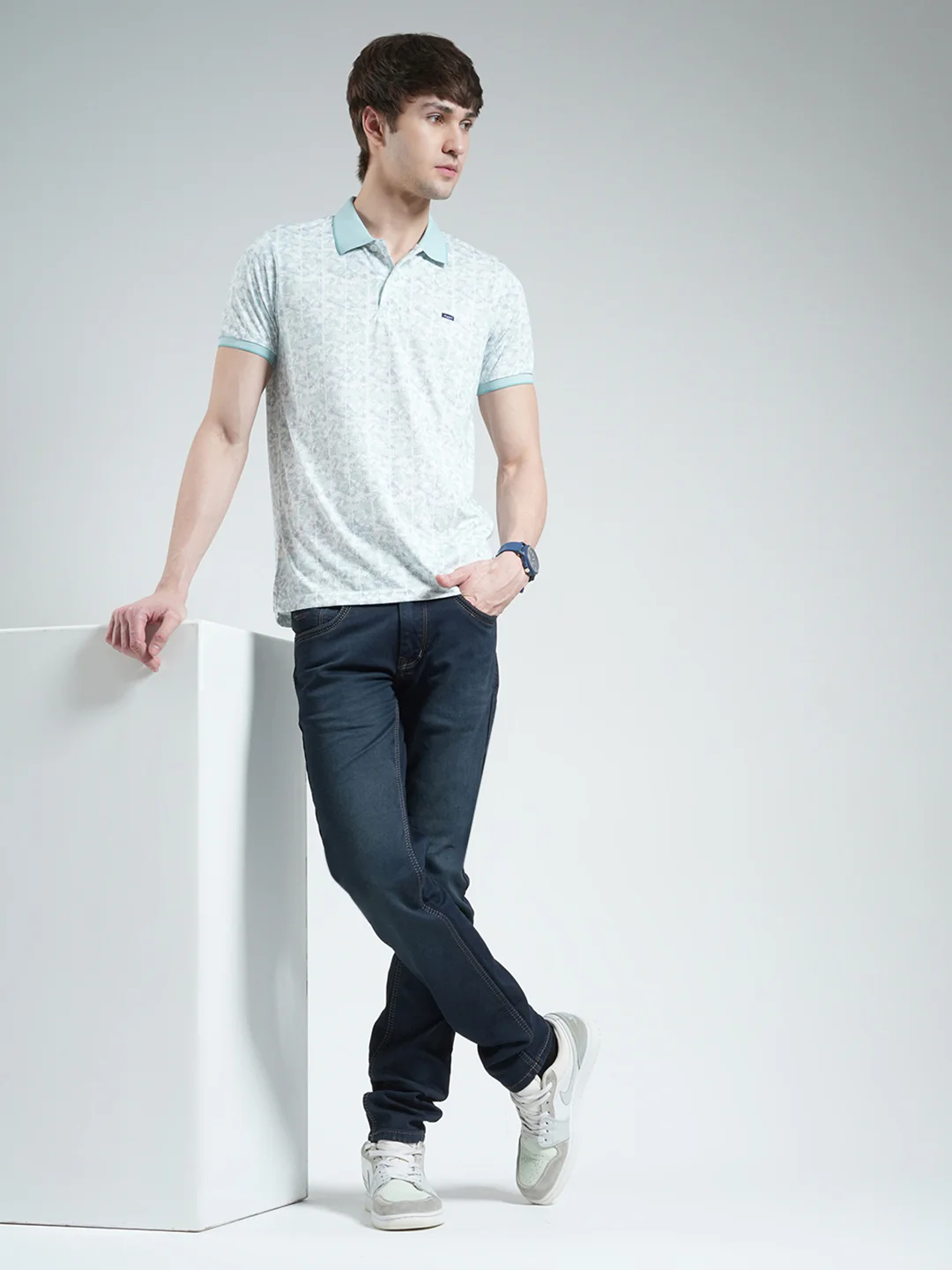 Men Blue Printed Collar Half Sleeve T-Shirt - Image 2
