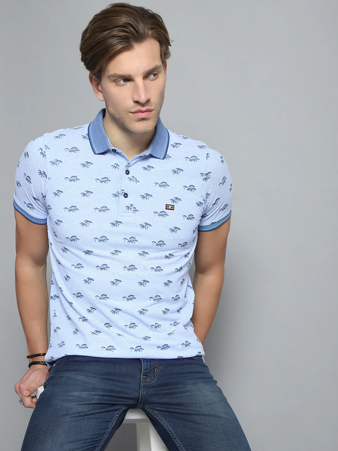 Men Blue Printed Collar Half Sleeve T-Shirt - Image 5