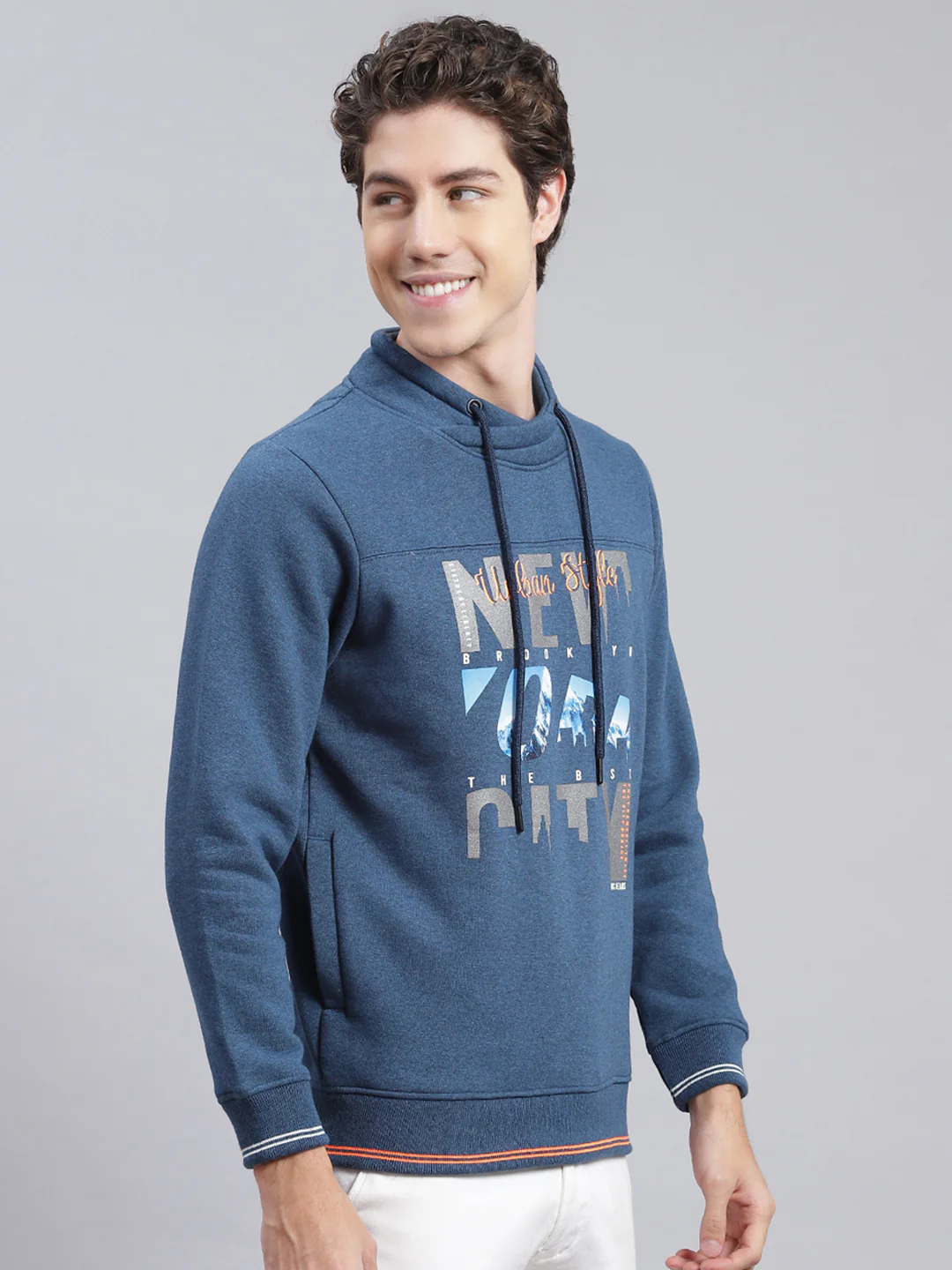 Men Blue Printed Cotton Blend Sweatshirt - Image 3