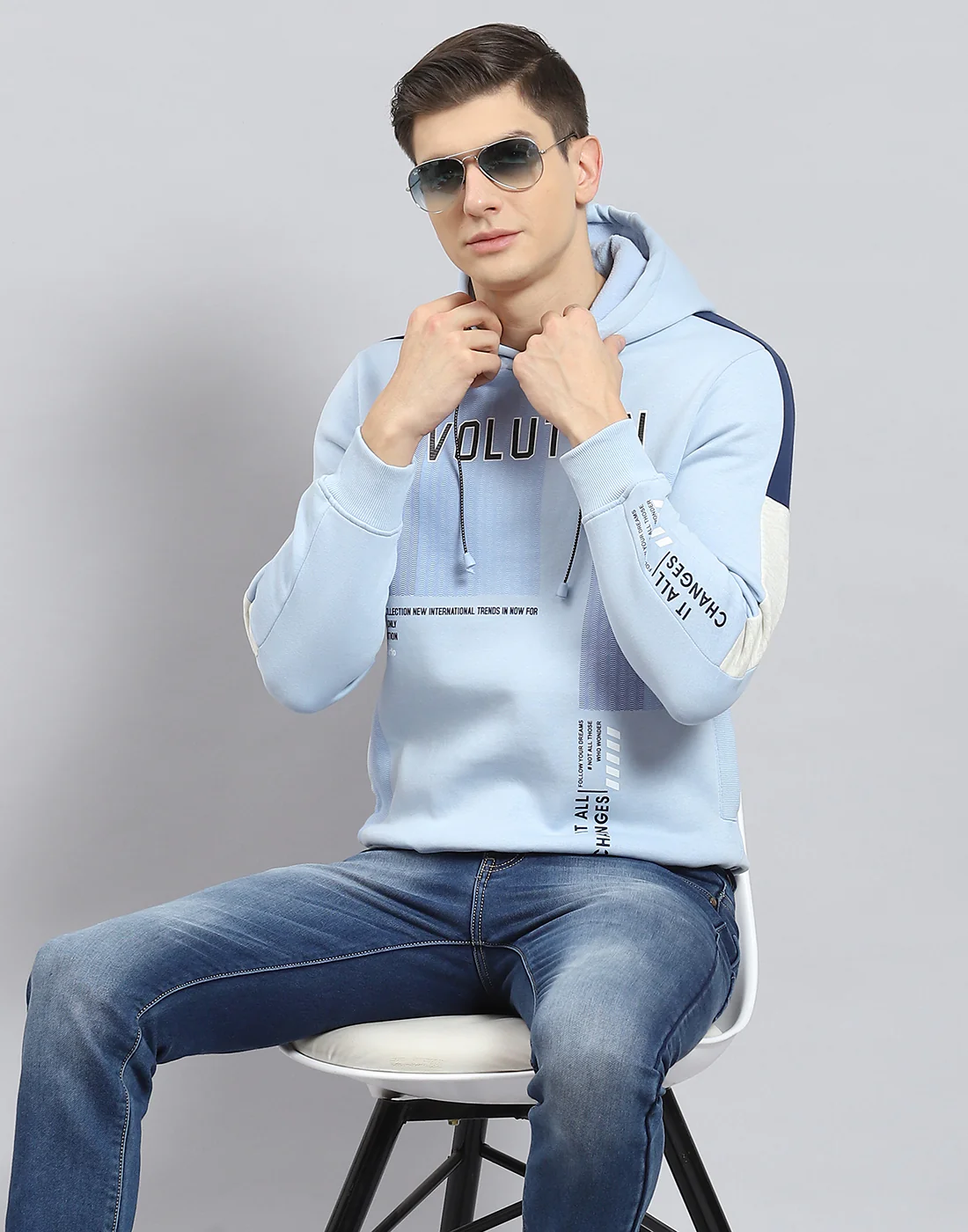 Men Blue Printed Hooded Full Sleeve Sweatshirt - Image 2