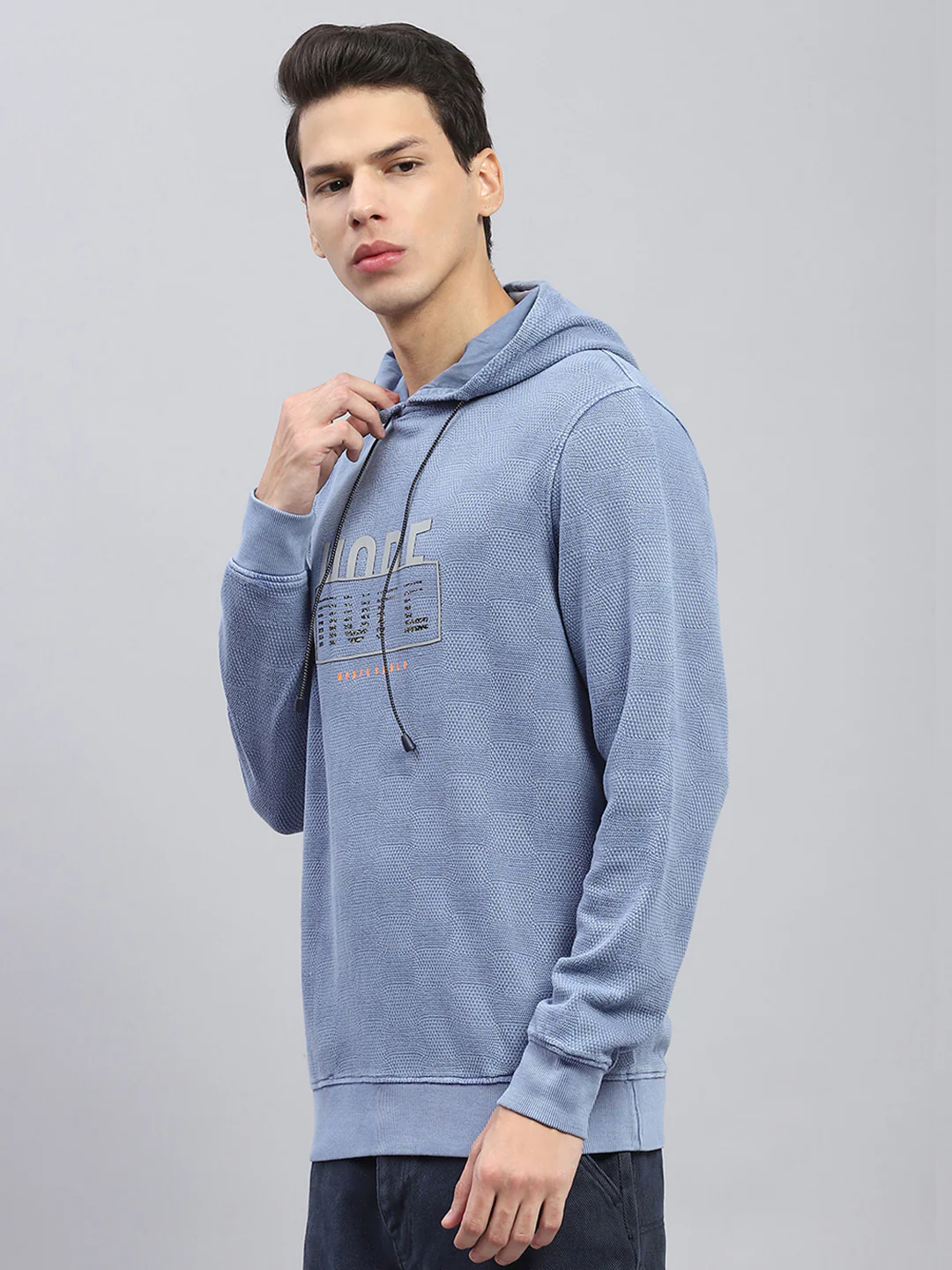 Men Blue Printed Hooded Full Sleeve Winter T-Shirt - Image 3