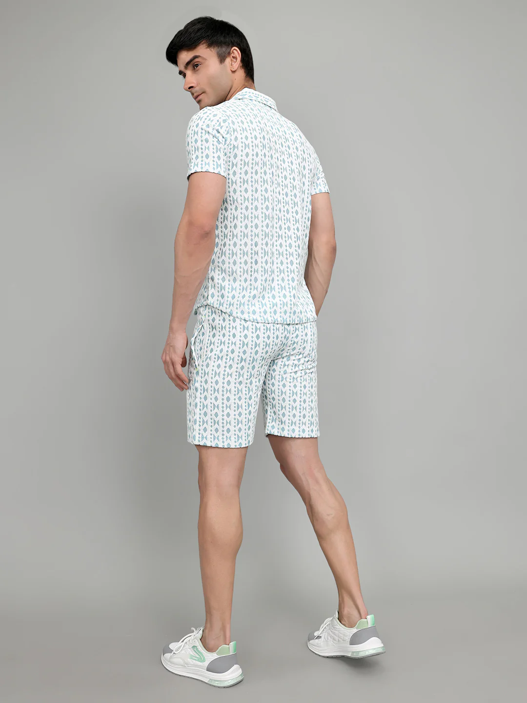 Men Blue Printed Regular Fit Bermuda Set - Image 3