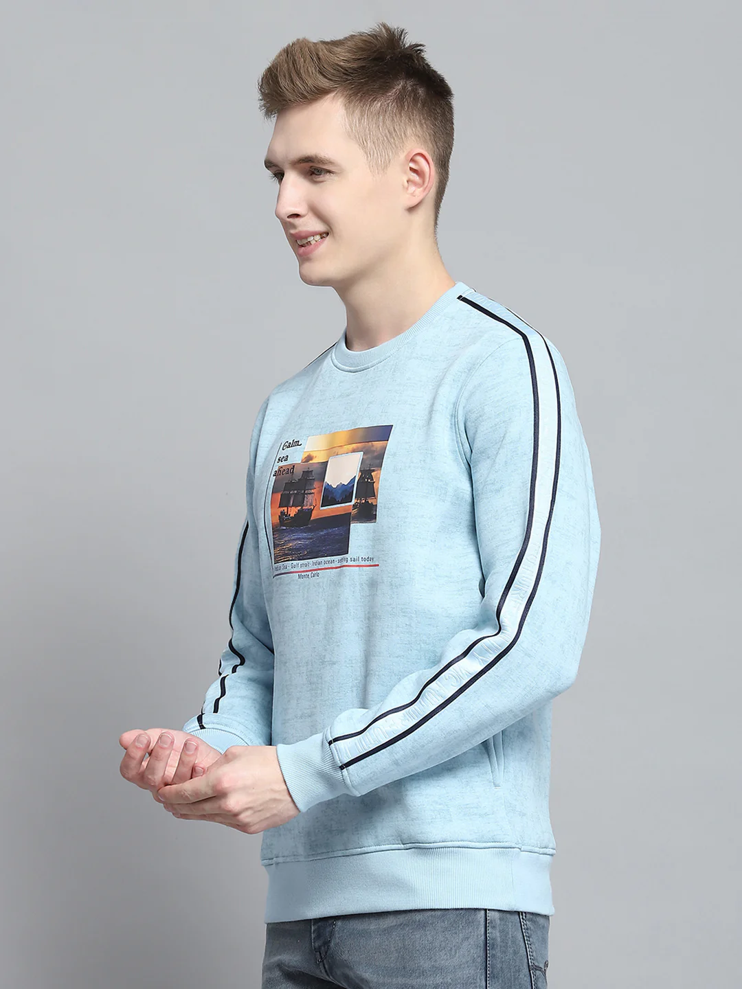 Men Blue Printed Round Neck Full Sleeve Sweatshirt - Image 3