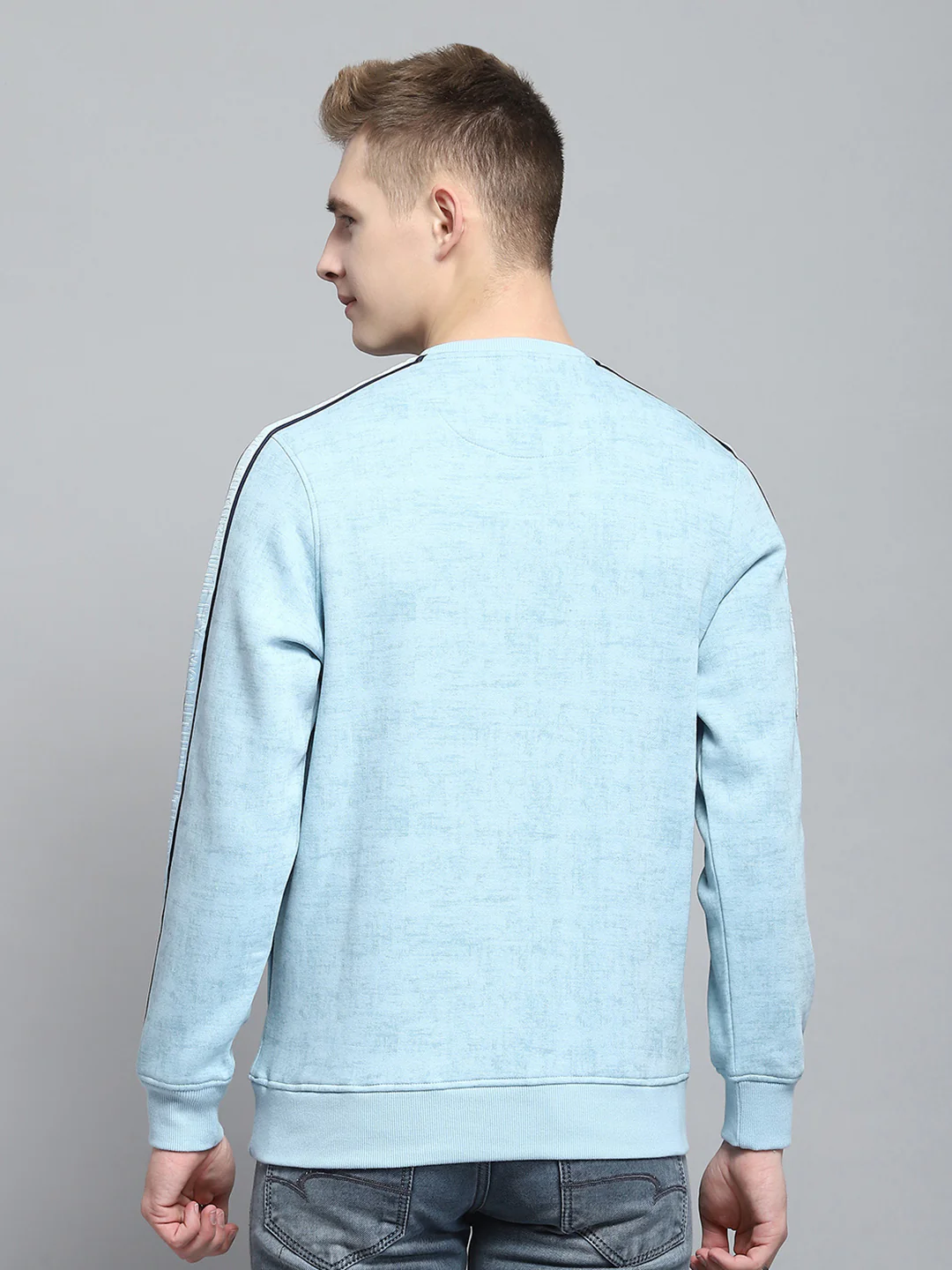 Men Blue Printed Round Neck Full Sleeve Sweatshirt - Image 5