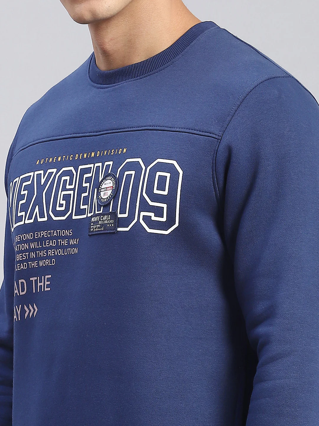 Men Blue Printed Round Neck Full Sleeve Sweatshirts - Image 7