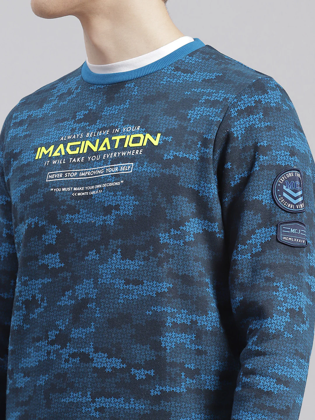 Men Blue Printed Round Neck Full Sleeve Sweatshirts - Image 7