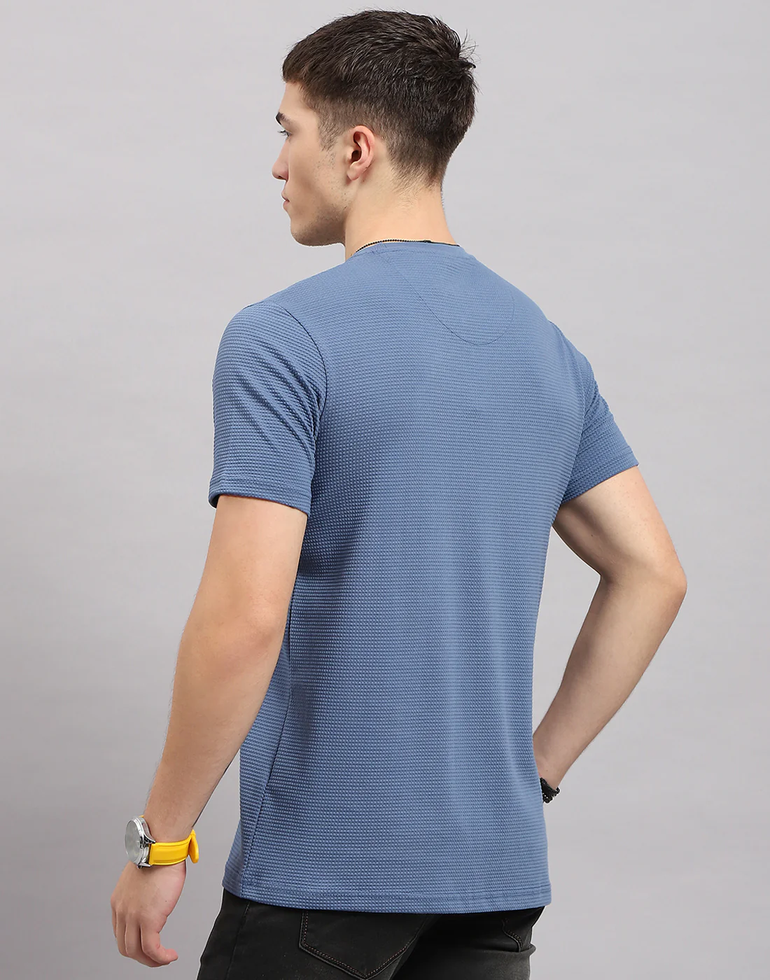 Men Blue Printed Round Neck Half Sleeve T-Shirt - Image 5