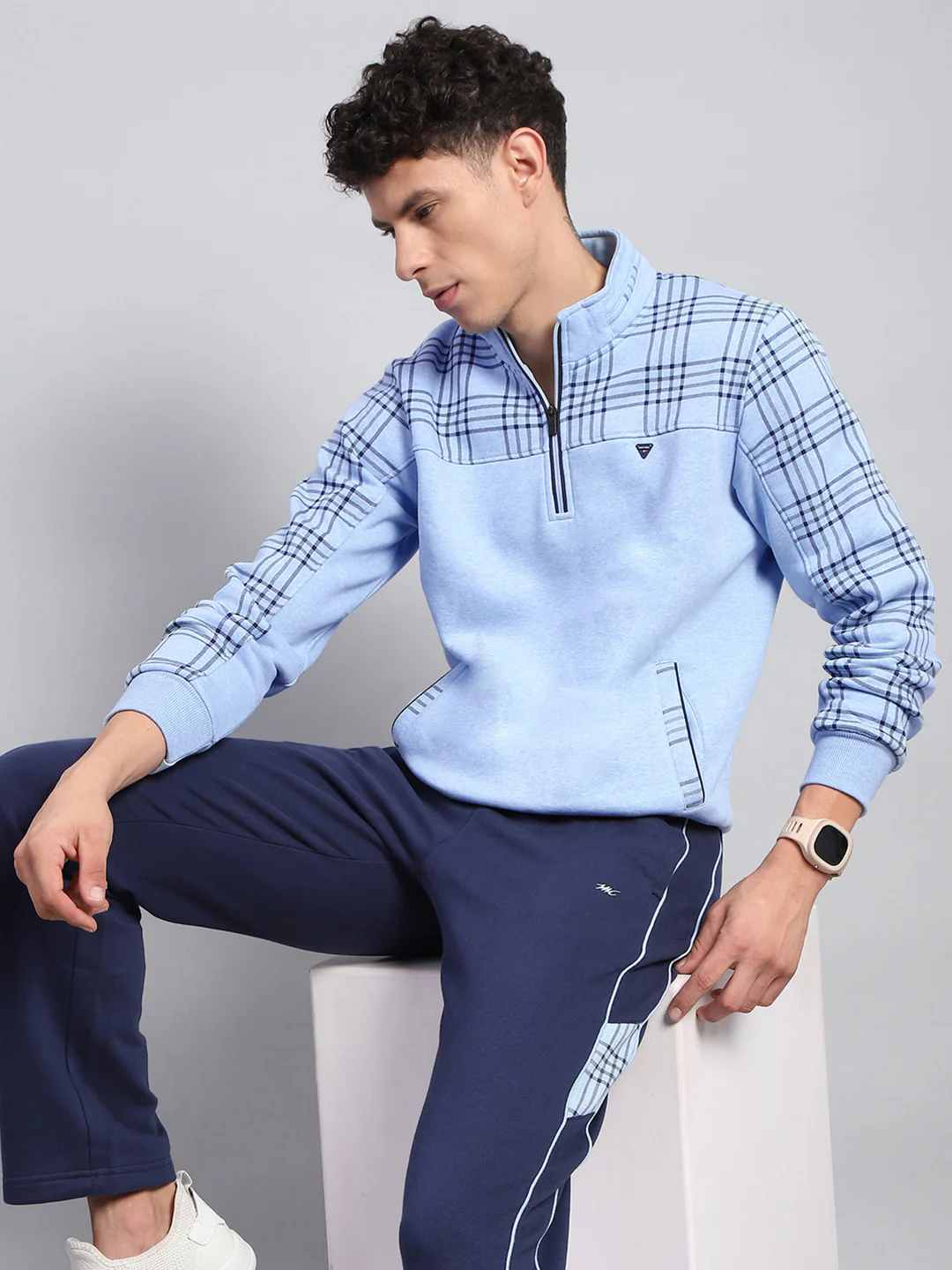 Men Blue Self Design Mock Neck Full Sleeve Winter Tracksuit - Image 6