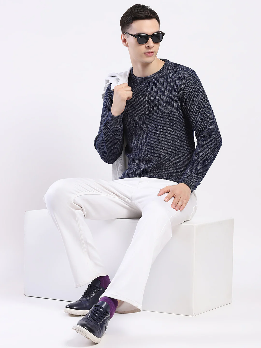 Men Blue Self Design Round Neck Full Sleeve Pullover - Image 2