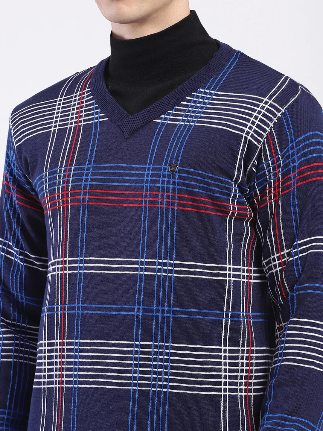 Men Blue Self Design V Neck Full Sleeve Pullover - Image 6