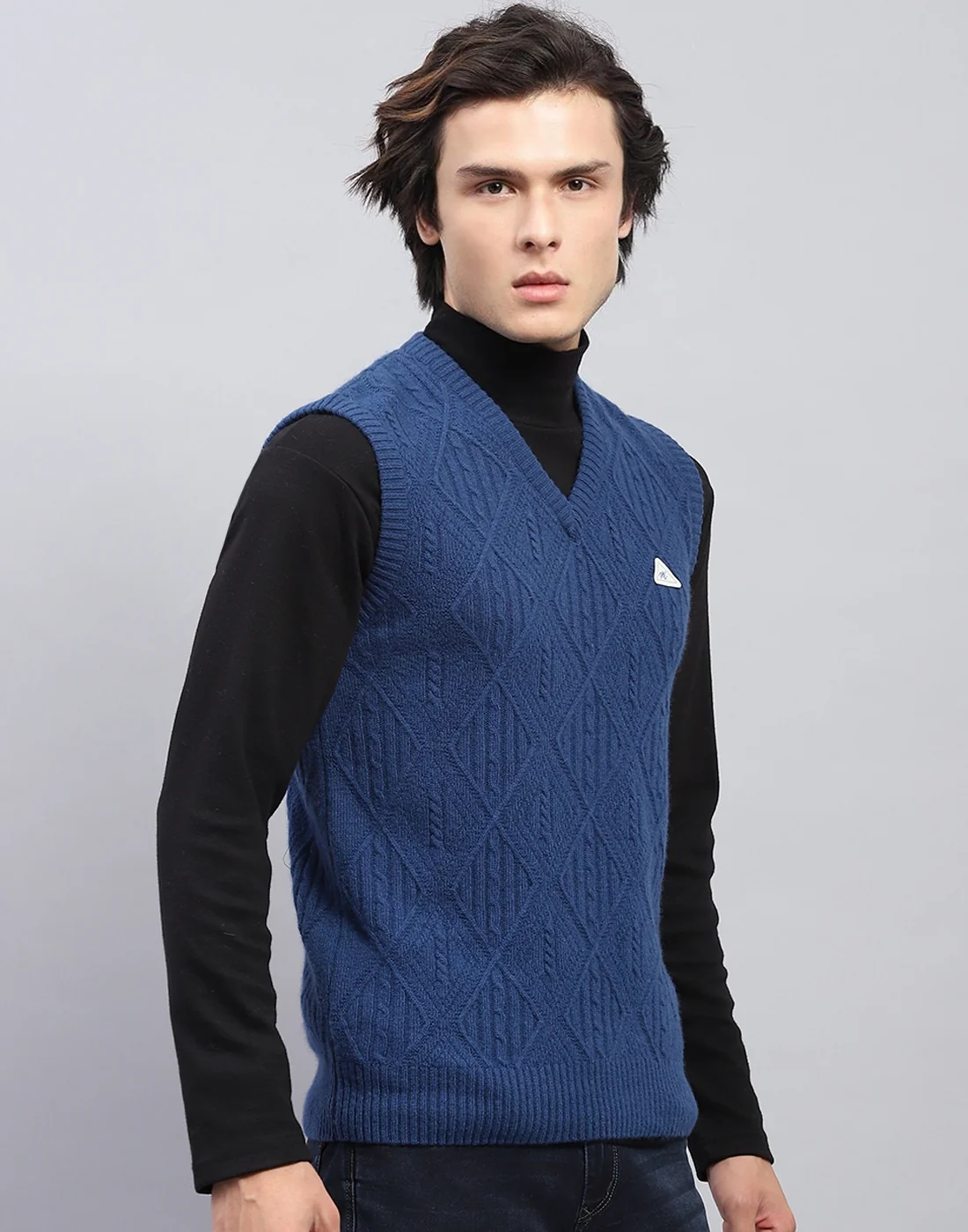 Men Blue Self Design V Neck Sleeveless Sweater - Image 4