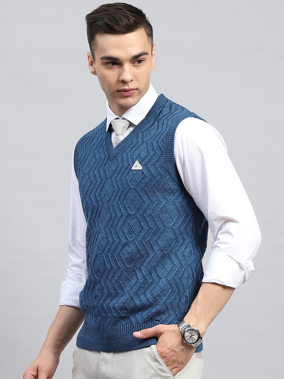 Men Blue Self Design V Neck Sleeveless Sweater - Image 3