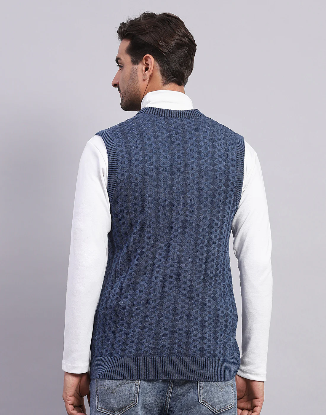 Men Blue Self Design V Neck Sleeveless Sweater - Image 5