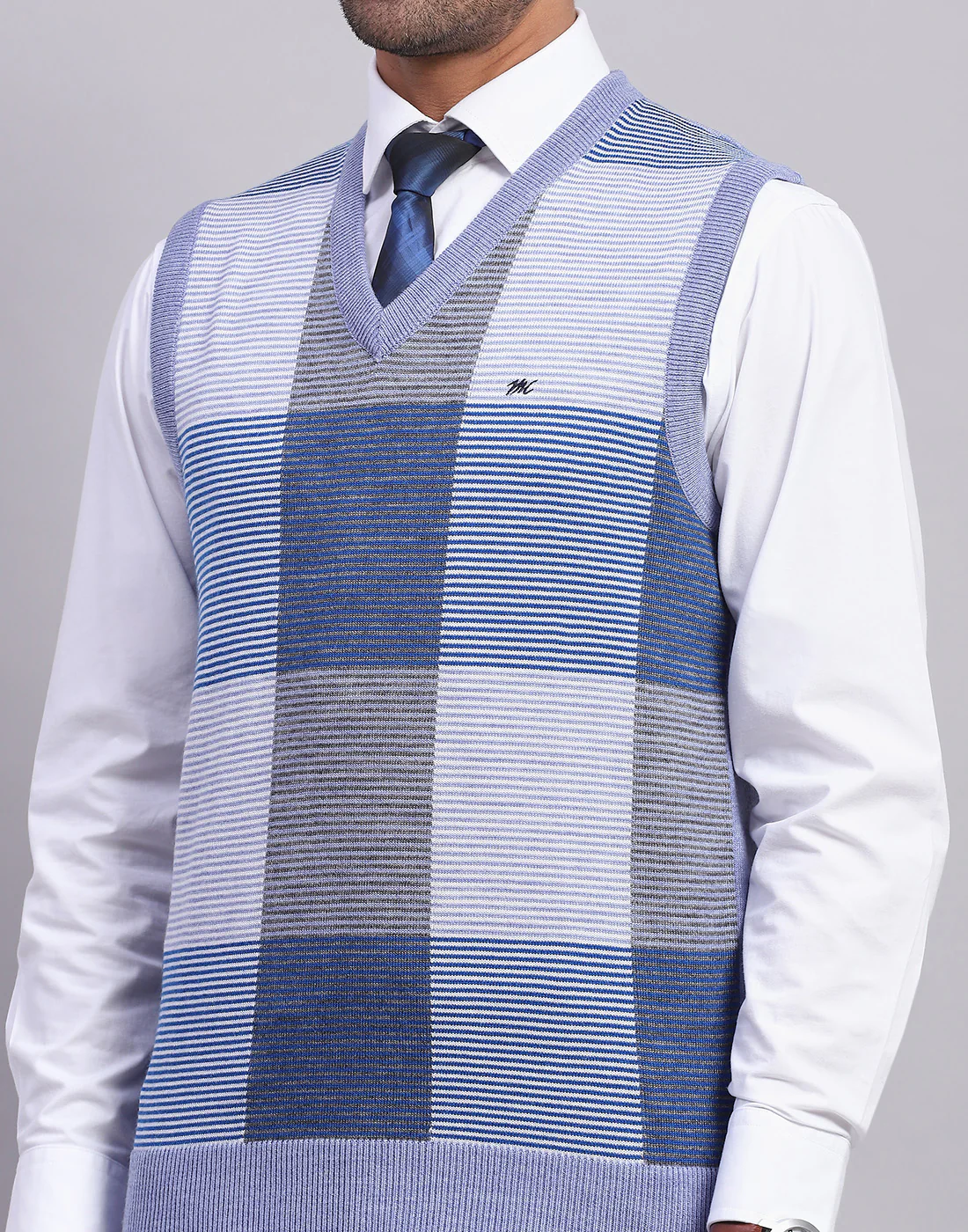 Men Blue Self Design V Neck Sleeveless Sweater - Image 6