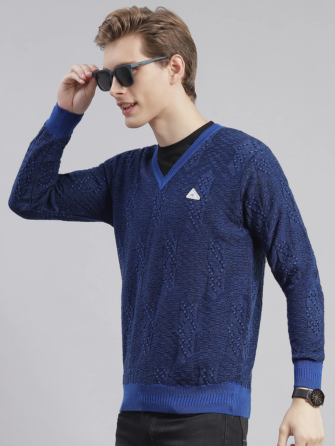 Men Blue Self Design V Neck Full Sleeve Sweaters/Pullovers - Image 3