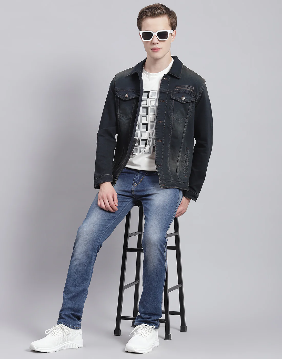 Men Blue Solid Collar Full Sleeve Jacket - Image 2